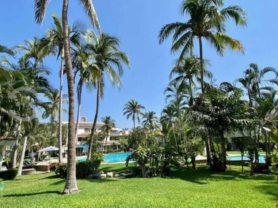 Hermoso Apartamento En Manzanillo Con Alberca Y Cancha De Tenis, Ideal Para Relajarse Y Disfrutar De Una Escapada Tranquila En El Paraiso Tropical Luaran gambar